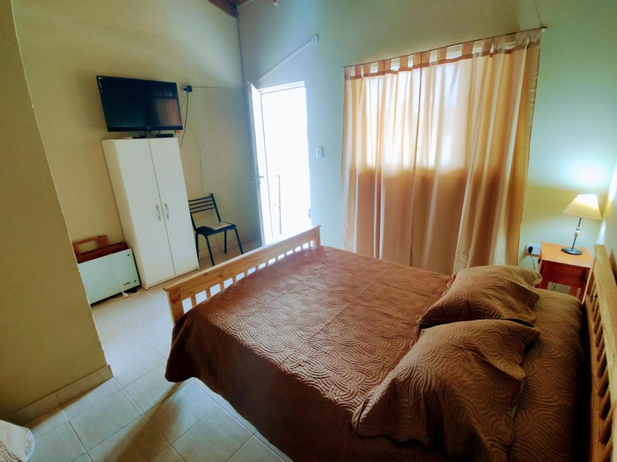 Puelches Hotel Juanita מראה חיצוני תמונה