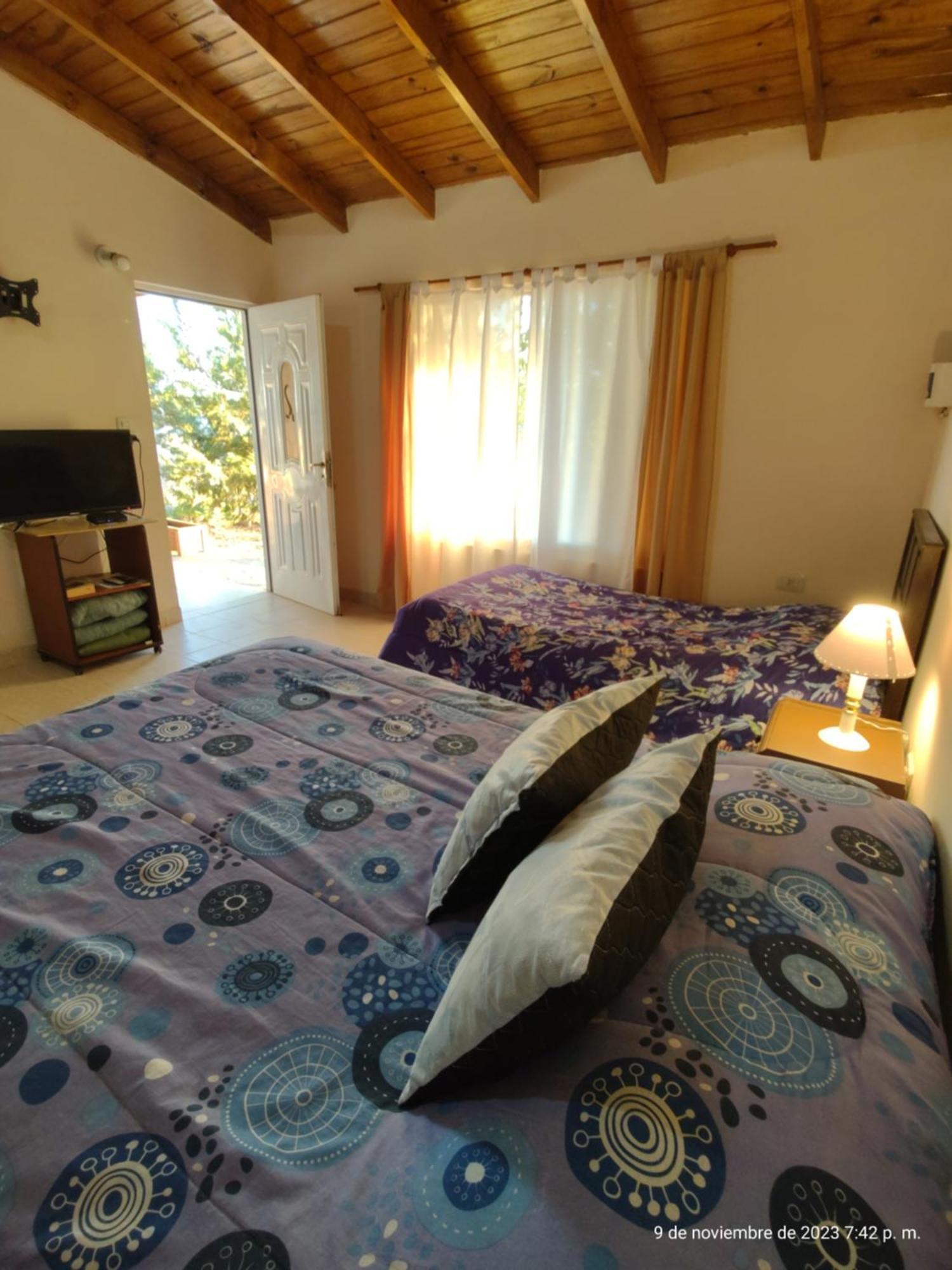 Puelches Hotel Juanita מראה חיצוני תמונה